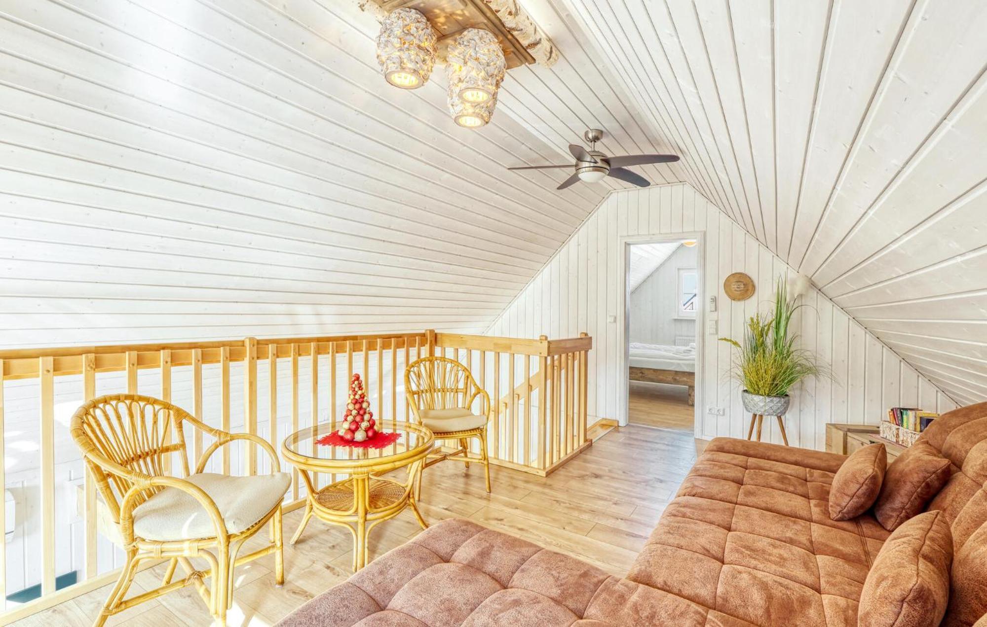 Awesome home in Zerpenschleuse with 2 Bedrooms Buitenkant foto